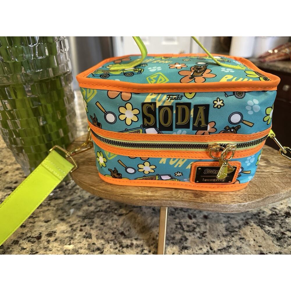 Loungefly Bag with Funko Soda Scooby-Doo and 4 cans